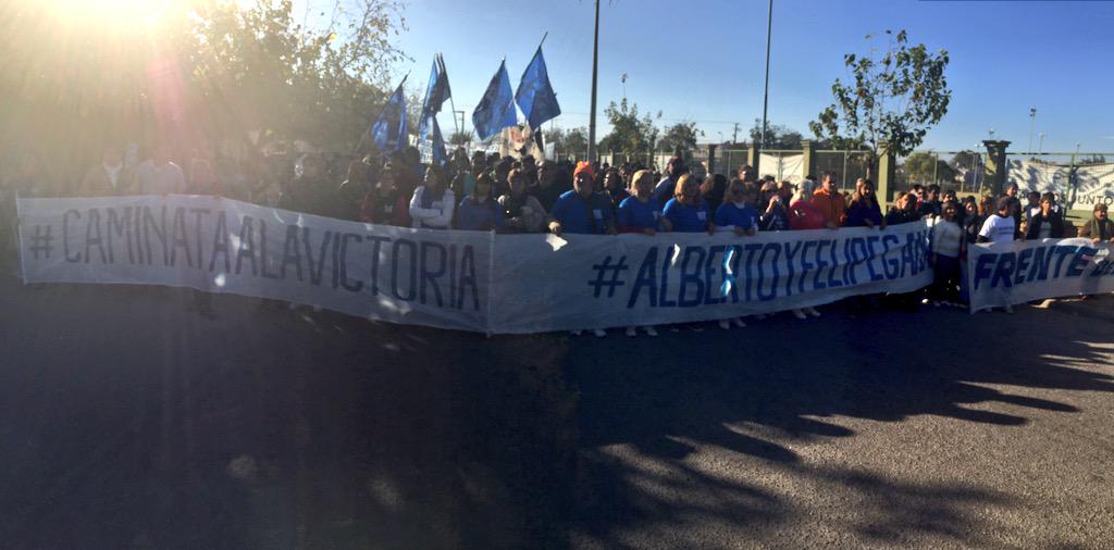 #CaminataALaVictoria #ElCambioGana #AlbertoYFelipeGanan #LaRiojaEsMuchoMas <a href="/ParedesUrquiza/">Paredes Urquiza</a> <a href="/FelipeAlvarezLR/">Felipe Alvarez</a>