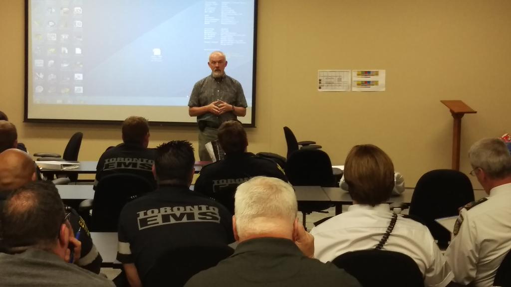 Rick Verbeek, EMS medical director, reviewing trials including #FRONTIERtrial  <a href="/TorontoMedics/">Toronto Paramedic Services</a> rounds