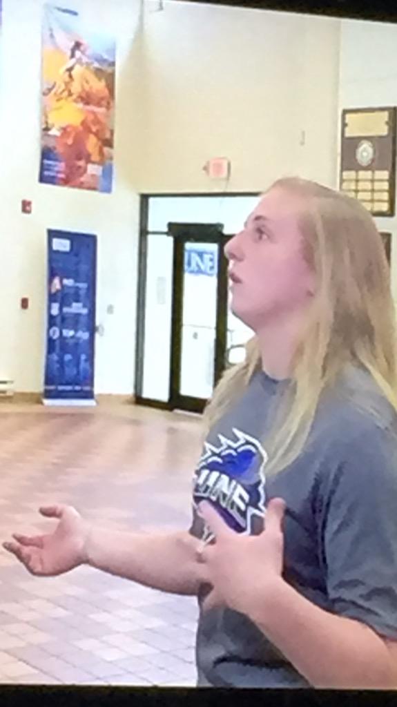 reedwillnort's tweet photo. Where art thou Romeo? #tesscam #UNEOrientation15 http://t.co/E4jn4eHI5n
