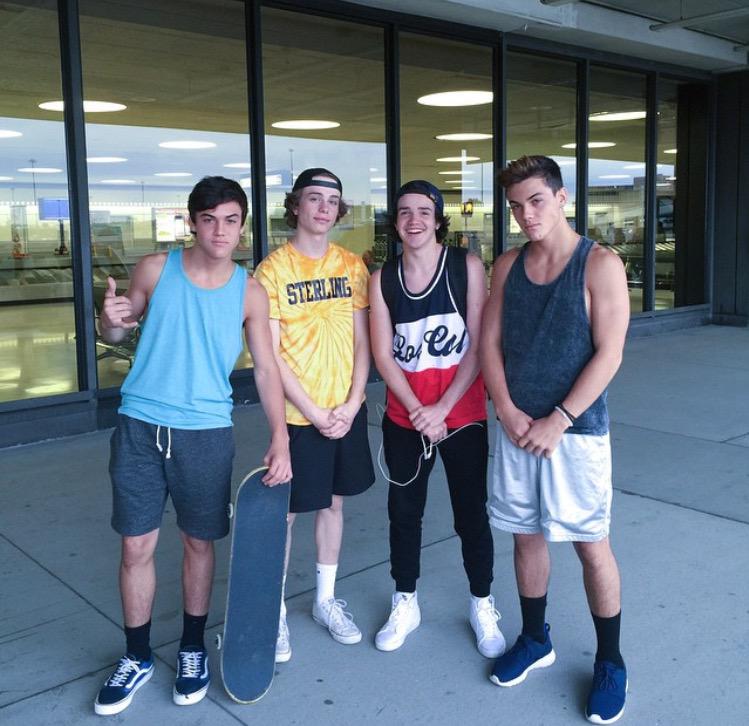 eIIierose's tweet image. A couple o goofs 💞