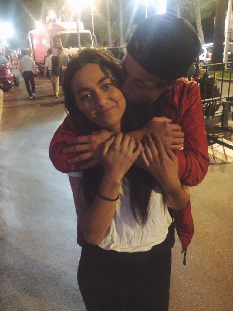 mendesftmutual's tweet photo. I love you so much cameron 😭 http://t.co/NkqsxyJjOF