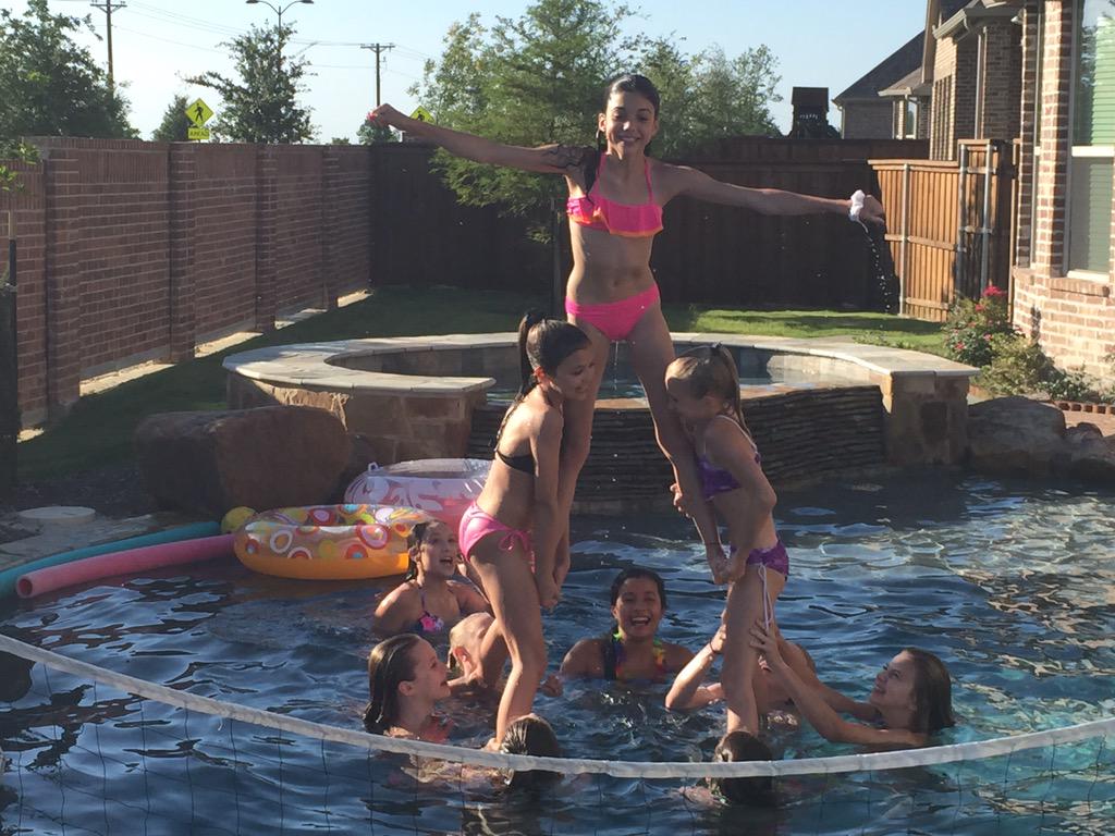 Icecats swim party :)