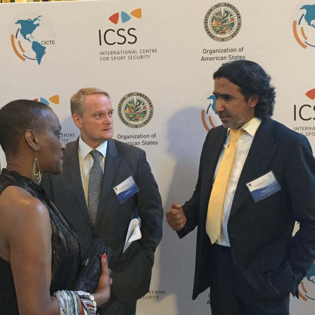 The_ICSS's tweet photo. .@The_ICSS President @MHanzab speaking with @OAS_official after arriving at the @savethedream dinner #MSEConference http://t.co/x9GG7z60a8