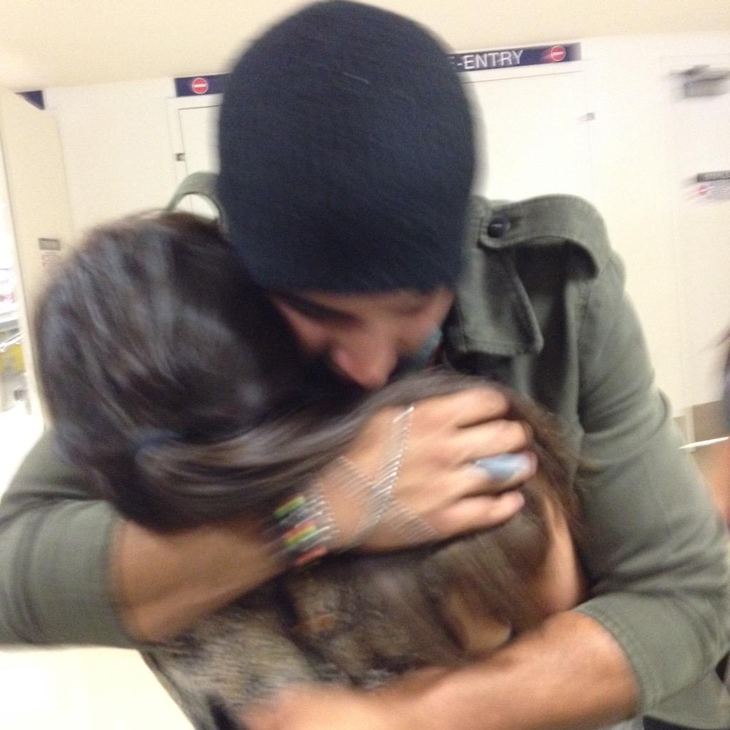 tania_247's tweet photo. Eres unico @jencarlosmusic ❤️ con #LaFam #LA #LAX @Bajito @CarolinaLMoreno @Lissettecanela http://t.co/54WKjgQTdV