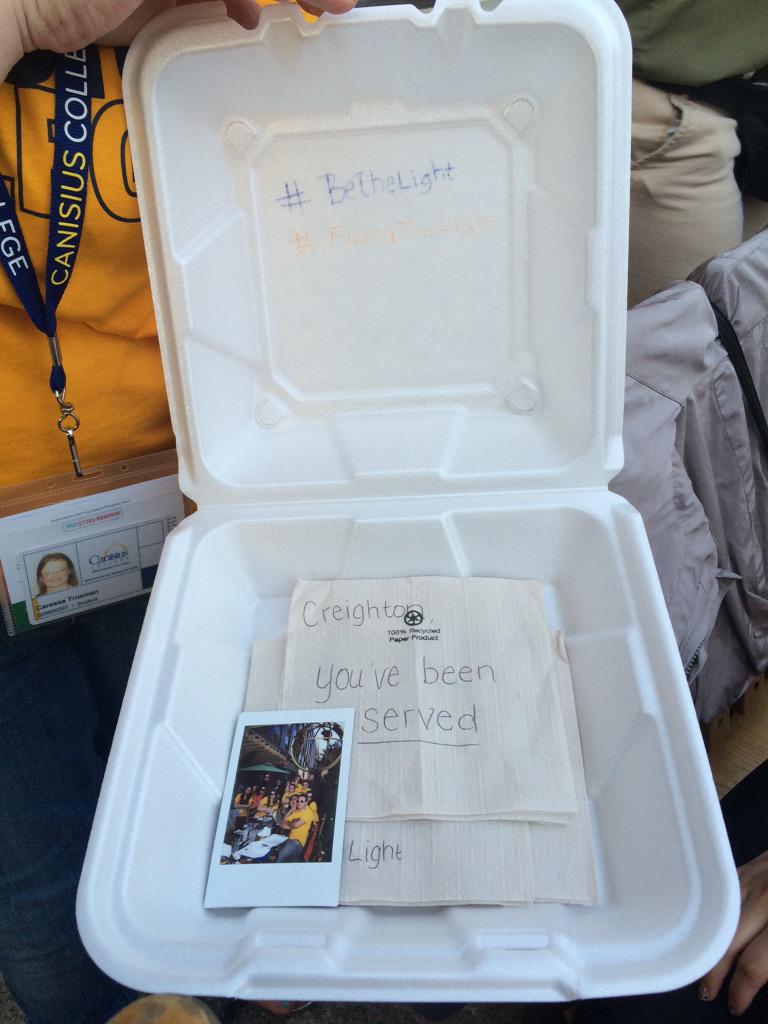 CTrue201's tweet image. When you get into a karaoke battle with Creighton outside the Rain Forest Cafe #NJSLC2015 #wewon #gogriffs