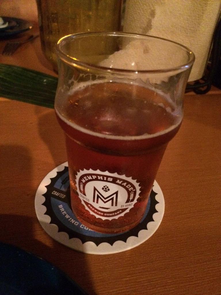 Sarah_Long84's tweet photo. Rockbone wood...Obviously delicious! @MemphisMadeBrew #AletoTail http://t.co/3cpfgwko3l