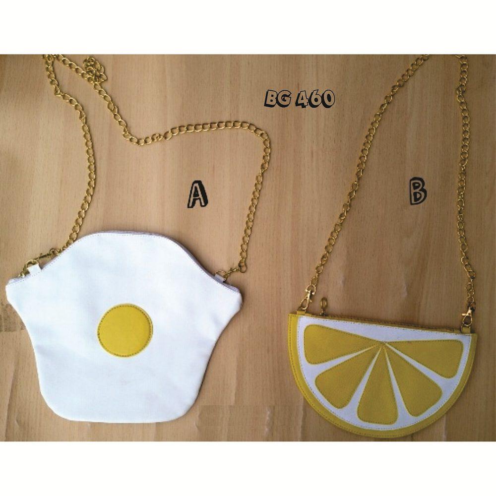 ShopandShops's tweet photo. BG460 slingbag
Material : synthetic leather
Size : 25 x 23 x 7
Price : 82.000 http://t.co/sm5WpGHi0J
