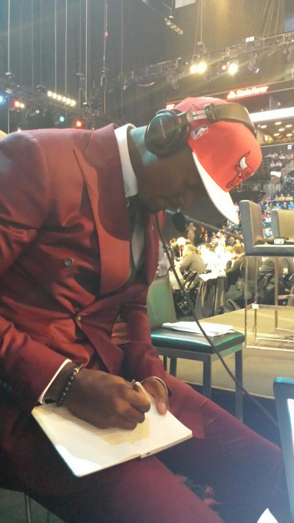 NBAonESPNRadio's tweet image. Bobby Portis after sitting for 2 1/2 hours goes to Chicago; he signs his 1st autograph as a Bull while visiting w/ us