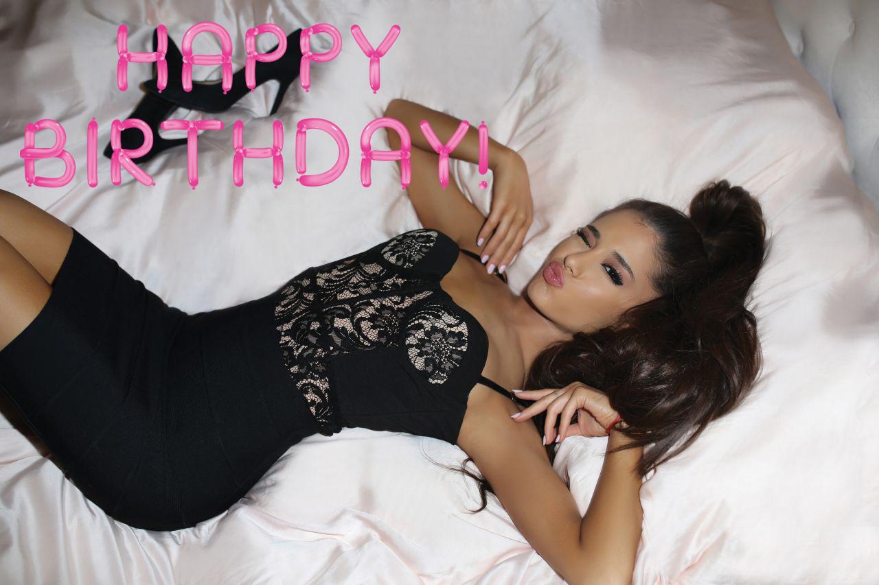 HAPPY BIRTHDAY, ARIANA GRANDE!! Hoy la diosa cumple 22 años  Saludala acá:  