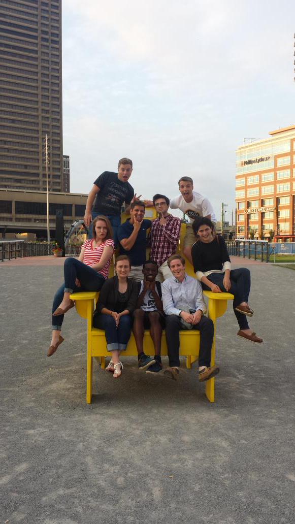 JayWB's tweet image. We tried to think of a non-touristy thing to do. So we sat in a big chair and took a pic. #BillsInBuffalo #NJSLC2015