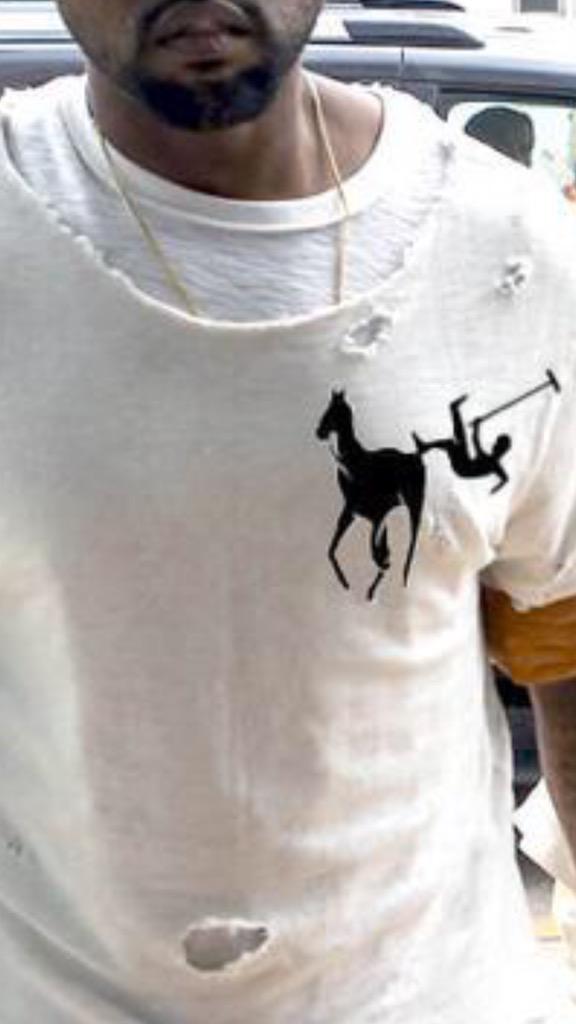 KeltonBroChill's tweet photo. Well is it Ralph? Is it Kanye? http://t.co/ku6H5GYPt1