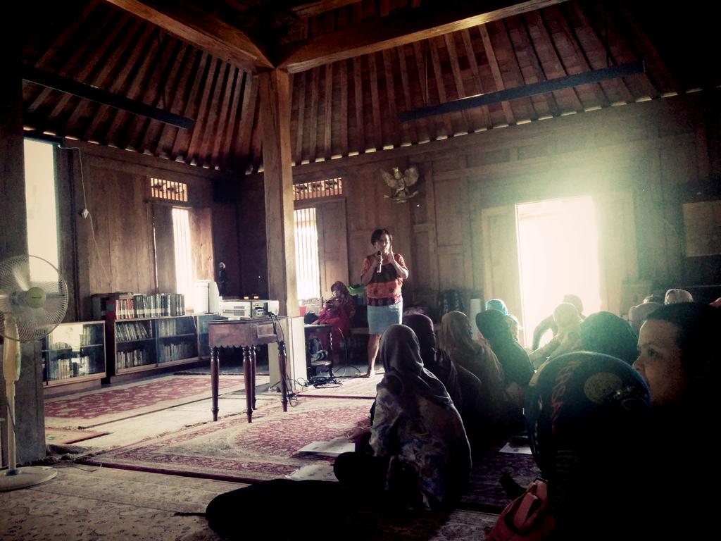 IndonesiaAim's tweet photo. Observasi &amp; diskusi dlm keg Penguatan Kapasitas Guru PAUD oleh Komunitas Rumah Pencerah | cc: @piwijelajah http://t.co/kJ8g6nqbzk