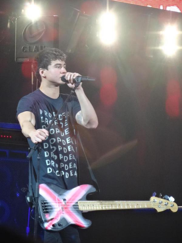 getmusic's tweet photo. Who's been to see .@5SOS on tour?! Next stops are Adelaide and Perth!  http://t.co/vSZYe9TV5n #ROWYSOMelbourne http://t.co/ew8CH3Gjox