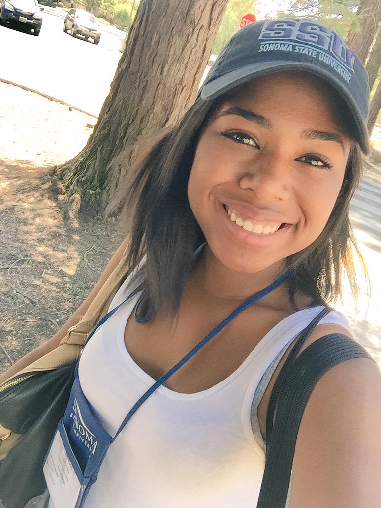 kikaboooo's tweet photo. The selfies that don't quite make it to ig but are ok enough for twitter haha but im def #ssubound 😎 http://t.co/OxNqcY7y1f