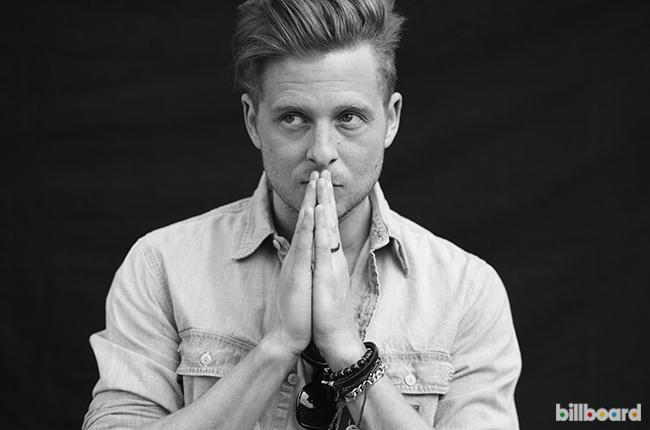 Happy Birthday Ryan Tedder!!vokalis band OneRepublic ini kini berusia 36 tahun :) 