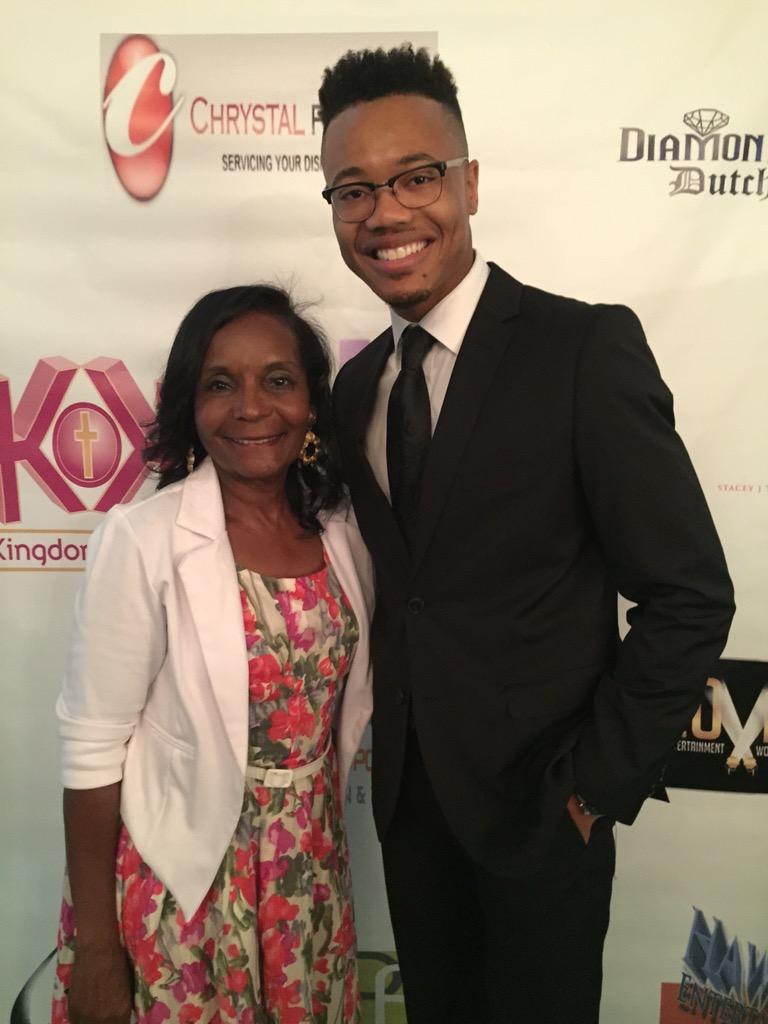 thtguyjulian's tweet photo. The @InfluenceHER1 was absolutely amazing. I had the pleasure of introducing Ms. Sheryl Gripper:) http://t.co/a8tQ1hiYMm