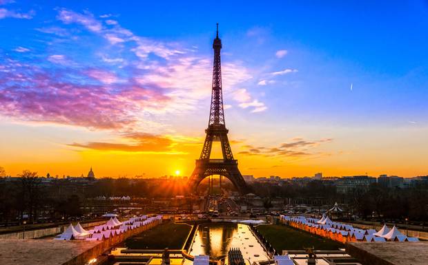 WO_MAG's tweet photo. Ever travelled to #Paris? We love it! http://t.co/elVoMcdXfa http://t.co/Mkt0hq7CWx