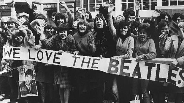 voyfmradio's tweet photo. ¡Prepárense! para toda la #Beatlemanía, 8 eventos en el DF: http://t.co/OkVzxHAVej http://t.co/3VJsmxCZQ4