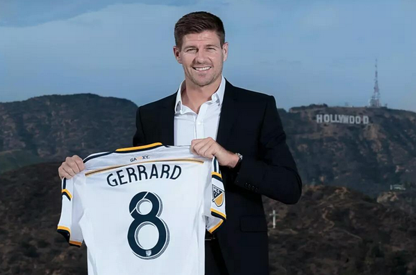TRNDRfootball's tweet photo. Steven Gerrard unveiled as an LA Galaxy player. http://t.co/fTlT1sYjRp