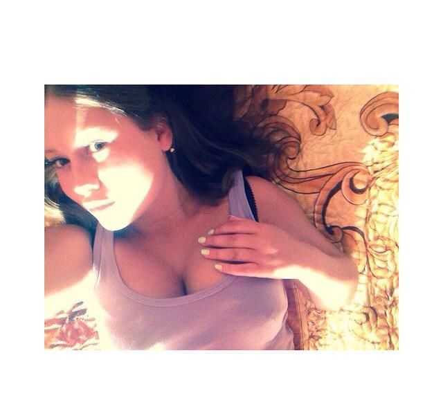 DselfD's tweet image. Summer😏💋