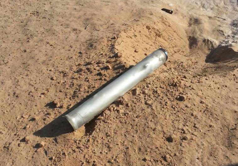DaysofLot1's tweet image. Projectile possibly launched from Sinai lands in southern Israel jpost.com/page.aspx?page…