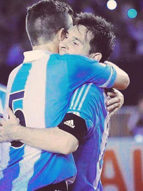 biumyhope's tweet photo. Buen día para vos que shippeas gassi ❤ http://t.co/1ZJaqIiYYh