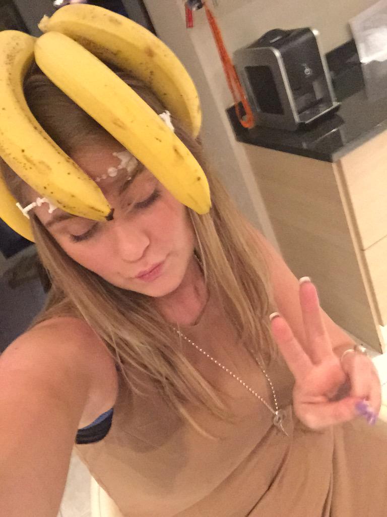 popsbalfour's tweet photo. She's ready for festival season http://t.co/IVcLpogLTR