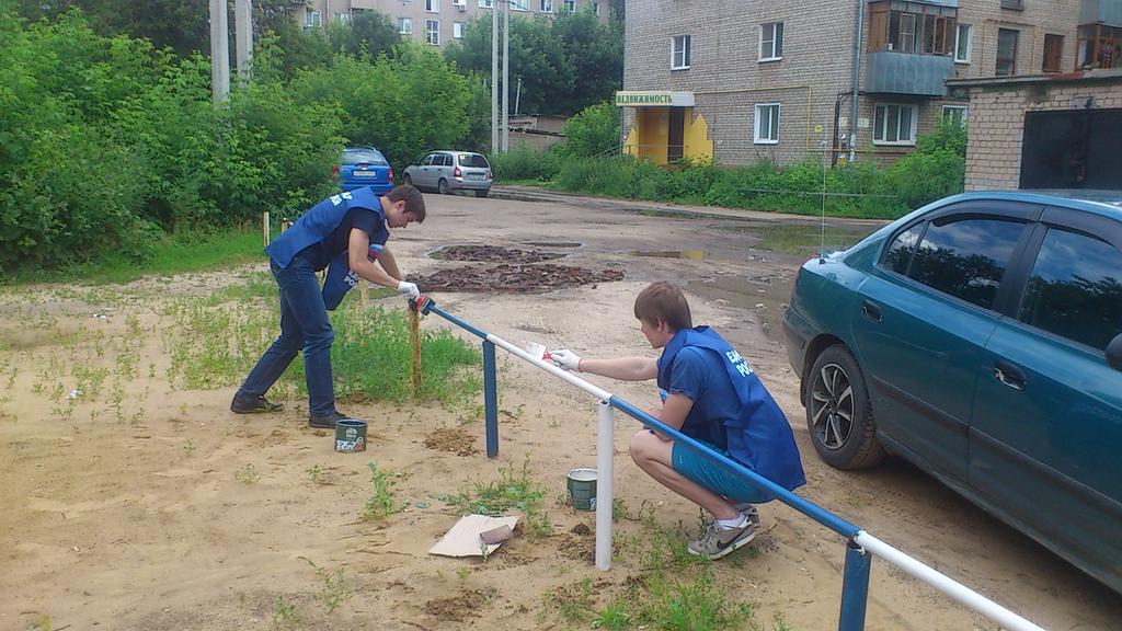 Бригада "Добрых дел" Общественной приемной выполняет наказы жителей #Иваново по адресу ул. Генкиной, дом 35.
