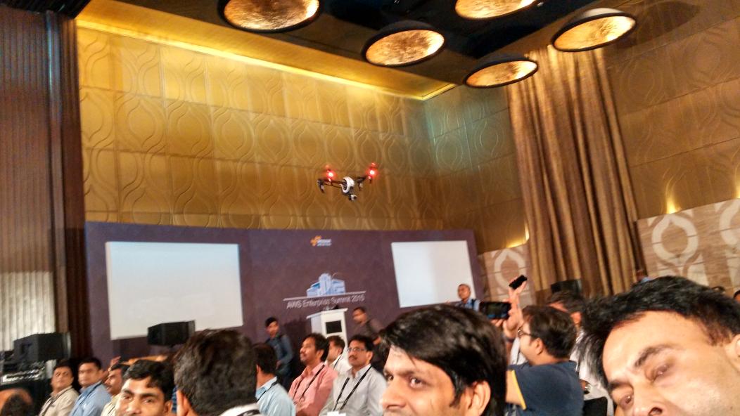 sanmansp's tweet image. #awsenterprise drone entertaining the crowd