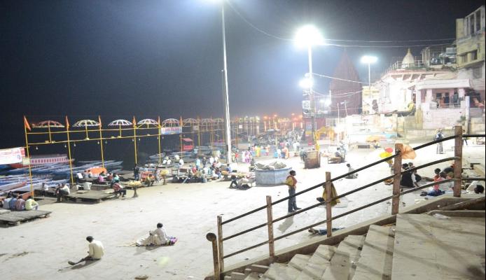 ,,AssiGhat to DashashwamedhGhat, PrayagGhat to PrabhuGhat, every single,,Ghat glowed with LED
narendramodi.in/varanasi-gets-…