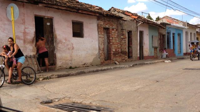 Fixit_Property's tweet image. Celebrating Independence Day: Glad We’re not Cuba! ow.ly/P8iSZ