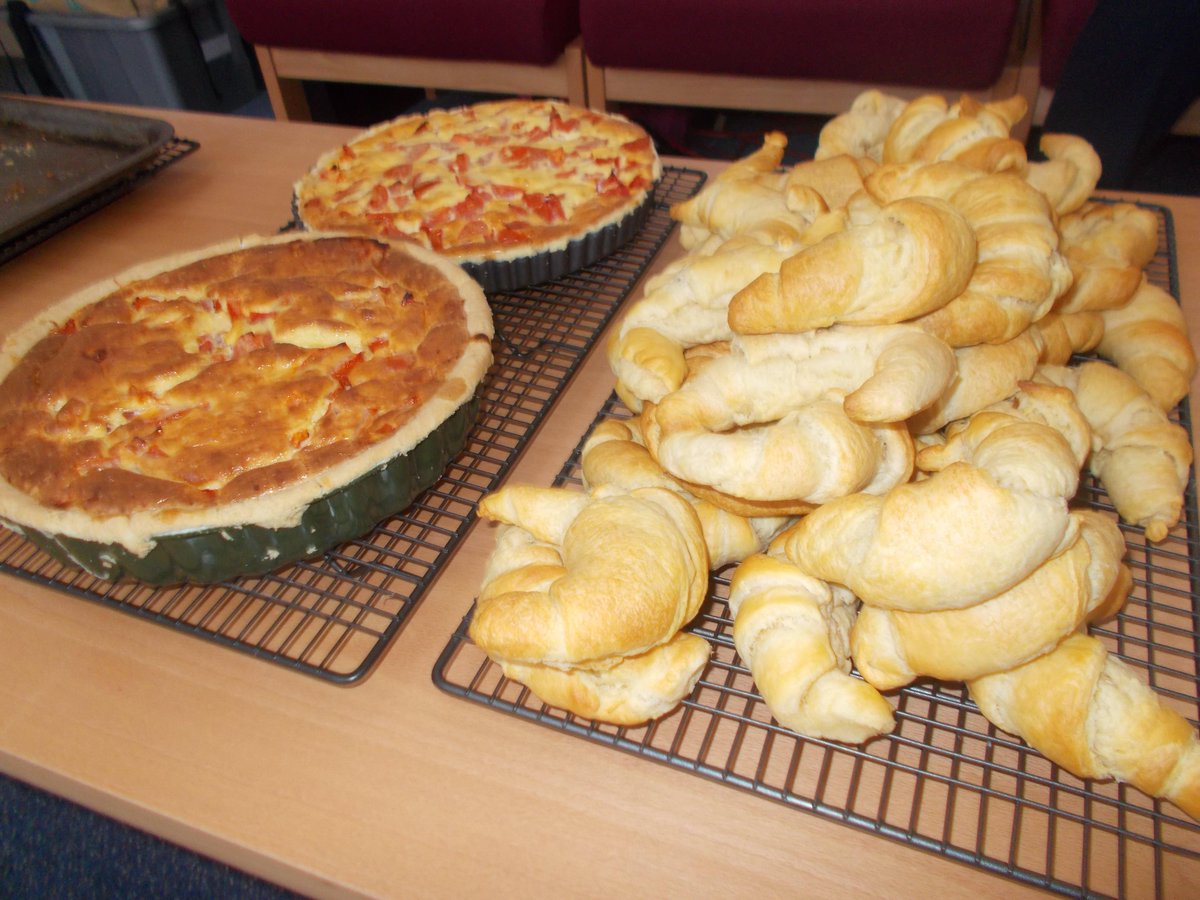 uplands_school's tweet photo. Looking forward to welcoming parents in to see what we've been doing in French Week! http://t.co/4ZfdM00PU0