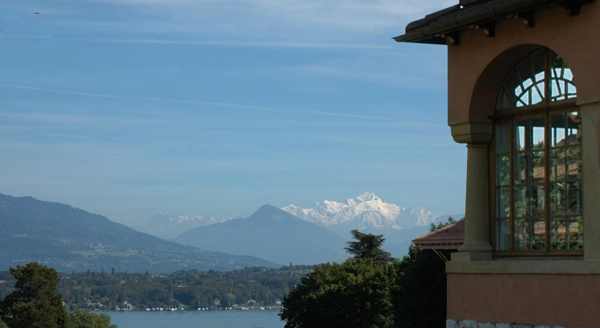 FranckMuller's tweet photo. #Watchland is a peaceful and idyllic place, source of inspiration and creativity.#FranckMuller #Geneva http://t.co/WHrVYsIqJ0