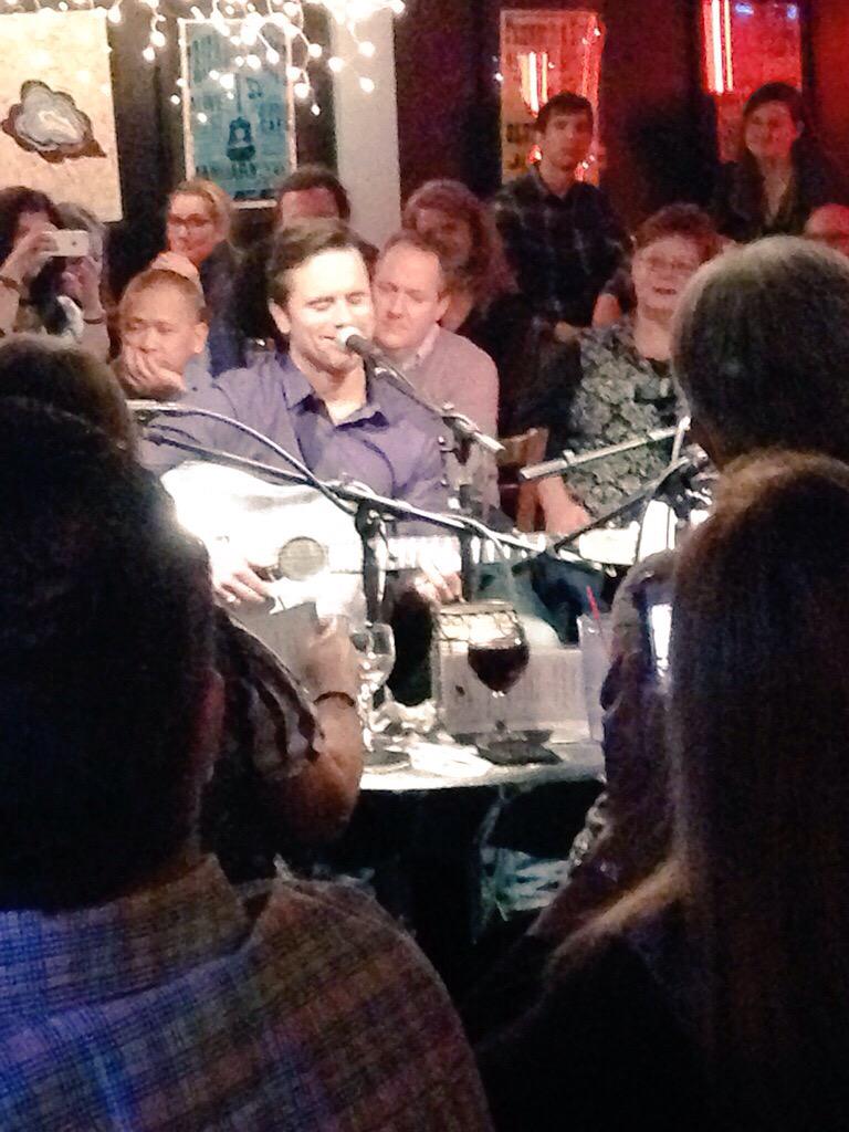 murn7905's tweet photo. Sitting at BNA. So happy #FreakinDeaconFriday @CharlesEsten #NashvilleABC http://t.co/HcpJan9Z63