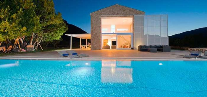 andaluciatipica's tweet photo. Mira estas 10 casas rurales con #piscina para refrescarte este verano: http://t.co/OsSBnBSUQ0 #CasaRural #Andalucía http://t.co/6WaooN1R1W