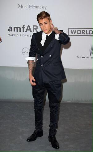 justinbieberID's tweet image. #SingleBecause waiting for @justinbieber