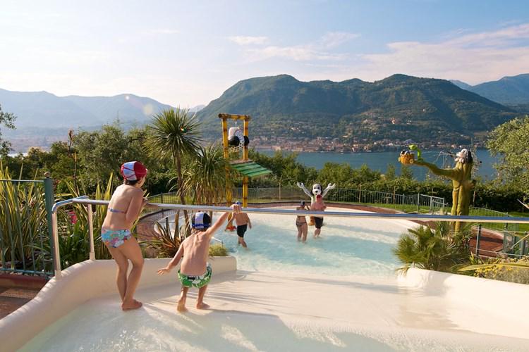 SelectcampDE's tweet image. #Last #Minute: 1 Woche Camping Weekend am Gardasee mit Anr. am 11.07.15 ab 239 € pro Person. selectcamp.de/camping/italie…