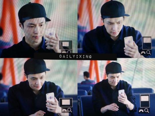 eternallyixing's tweet photo. the background story of yixing's weibo selca http://t.co/7d7C54I7is