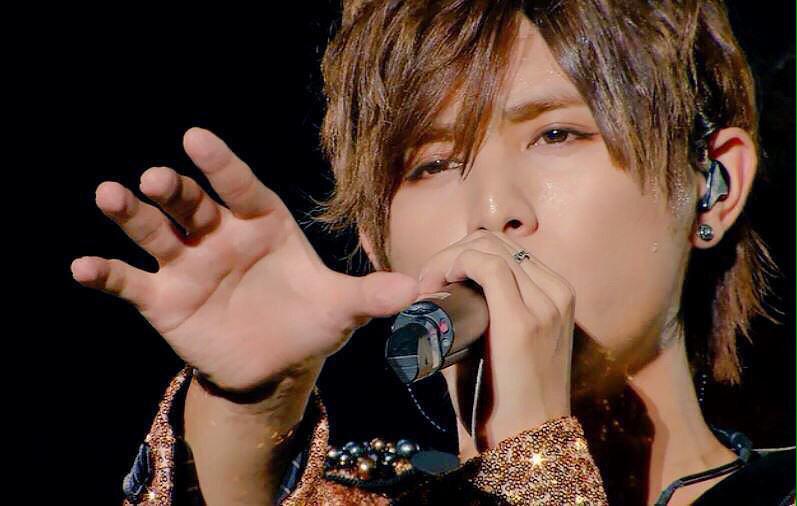 KURUsuke_kururi's tweet photo. ウィークエンダーのラップ部分で
私の友達が

山田涼介は音痴だから音程が全然ない

って言ったんです。

すごく歌上手いですよね！？
音痴じゃありませんよね！?

悔しいのでRT数増やして見せてやりたいです。
RT&amp;拡散お願いします！ http://t.co/4s4VtGZepn