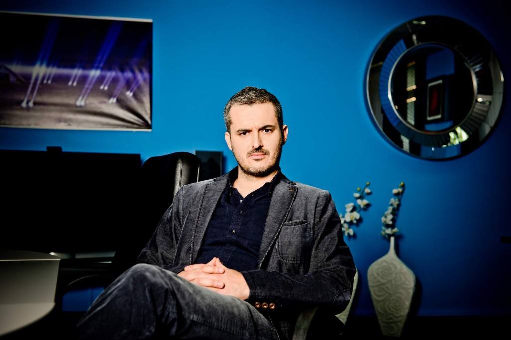 RadioStudent1's tweet photo. Danas #ValRazuma imaju specijalnog gosta! Na 5.kat @FPZGhr stiže Nino Raspudić! Slušamo se od 16:20h! http://t.co/fOye01Ju5A