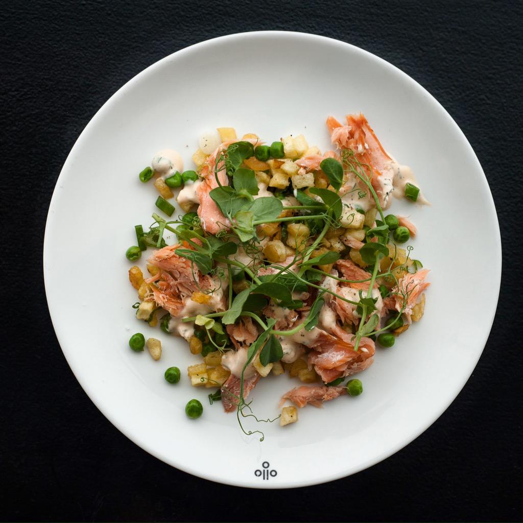 BulldogEdition's tweet photo. 3 of 4: Hot smoked salmon hash, peas and spiced creme fraîche. @wearehoipolloi brunch  http://t.co/nOLJZFfMFD http://t.co/uKOFHWsOs3