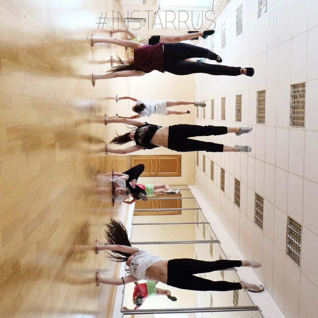 AlenaJoo's tweet photo. Главное - правильно обрезать фотографию! @Plasticdanceru #PLD #dancemoms #dance #plasticdance http://t.co/mL0N867oev