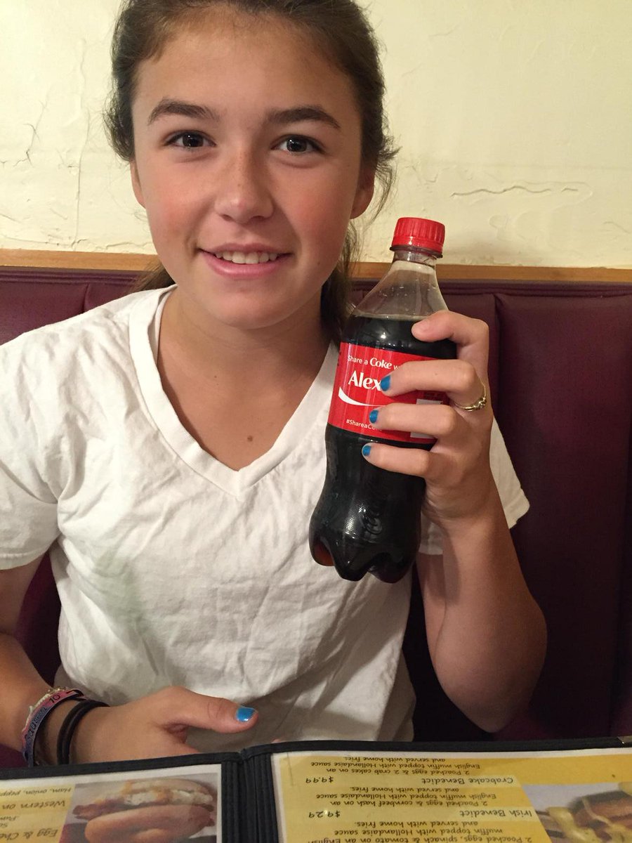 bonofam's tweet photo. #shareacokewithmesweeps
Good luck in the finals!⚽️ http://t.co/oEr7P4nN1o