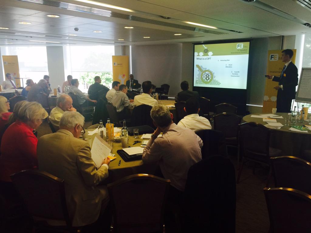 FEfundinfo's tweet photo. Discussing the advantages and disadvantages of outsourcing investment research. #FEForum http://t.co/nUHb2uHLSQ