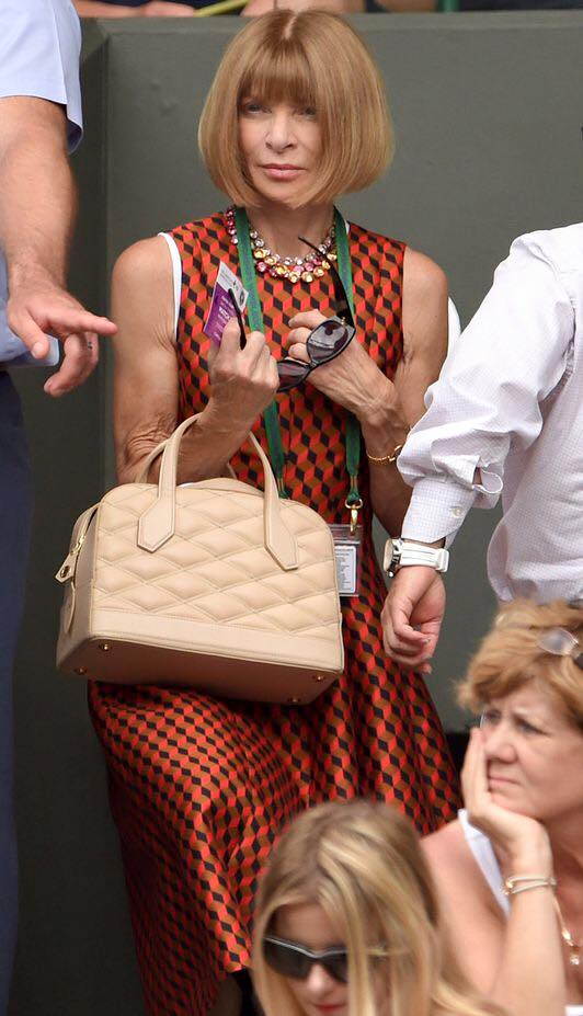 michaeljohnldn's tweet photo. #AnnaWintour looking fabulous yesterday #Wimbledon #Hair by #michaeljohnLondon #MaxColes & MakeUp by @NarimanMakeup http://t.co/tJtGrQgtxI