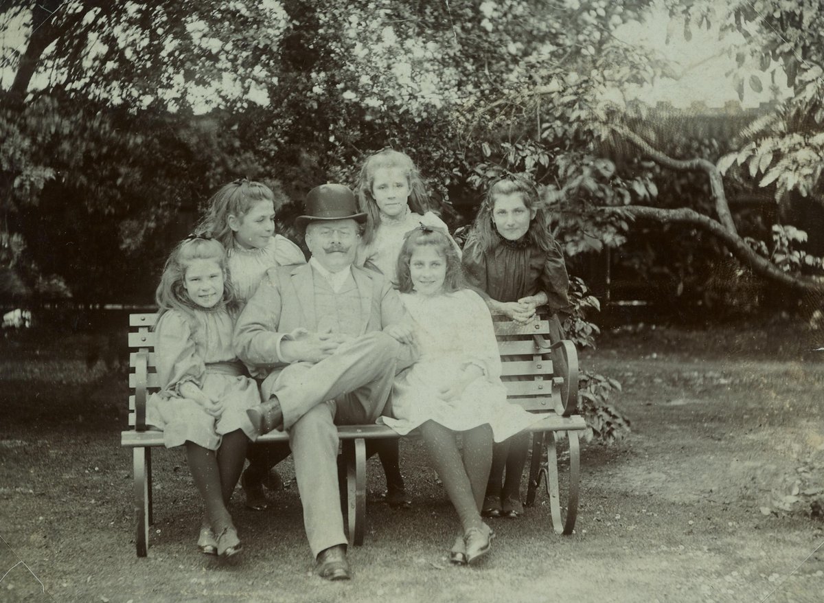 Dr Barnardo called for change in 1880s LDN. Mouldy food was thrown at him. We're glad he never gave up #happybirthday