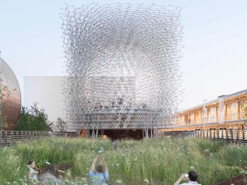 UKPavilion2025's tweet photo. Help us reach 5000 followers by the end of the week by sharing our new pic of #UKPavilion #Expo2015 @Expo2015Milano http://t.co/eVfy9gXY72
