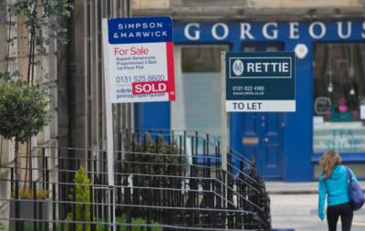 ‘Generation Rent’ says getting mortgage impossible - bit.ly/1JCyO3d #generationrent