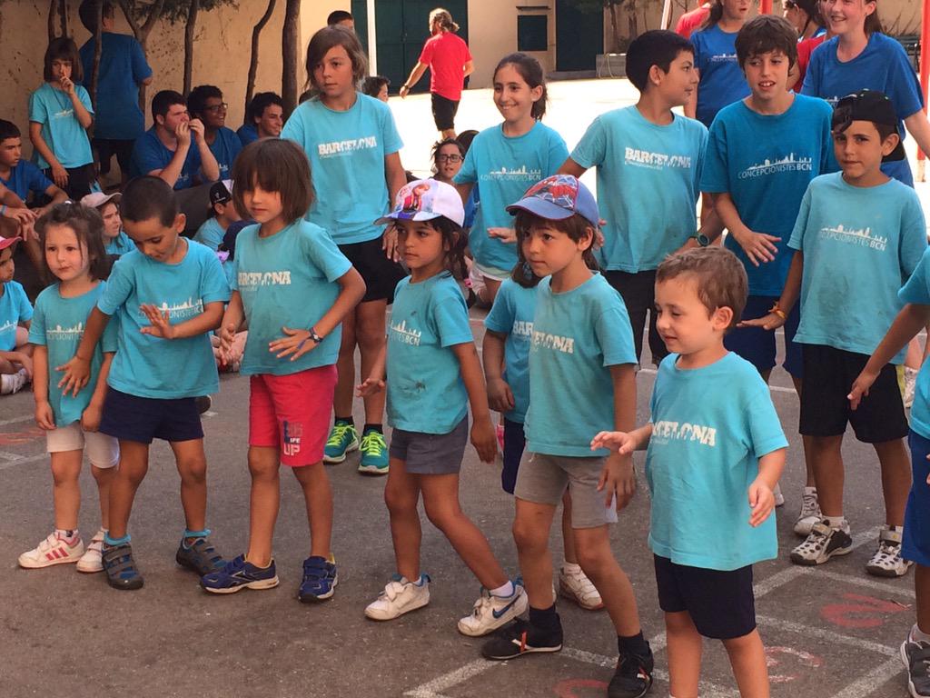 MMCCBCN's tweet photo. Bears team! #dancingcontest #batalladeballs http://t.co/4a8lNigVBP