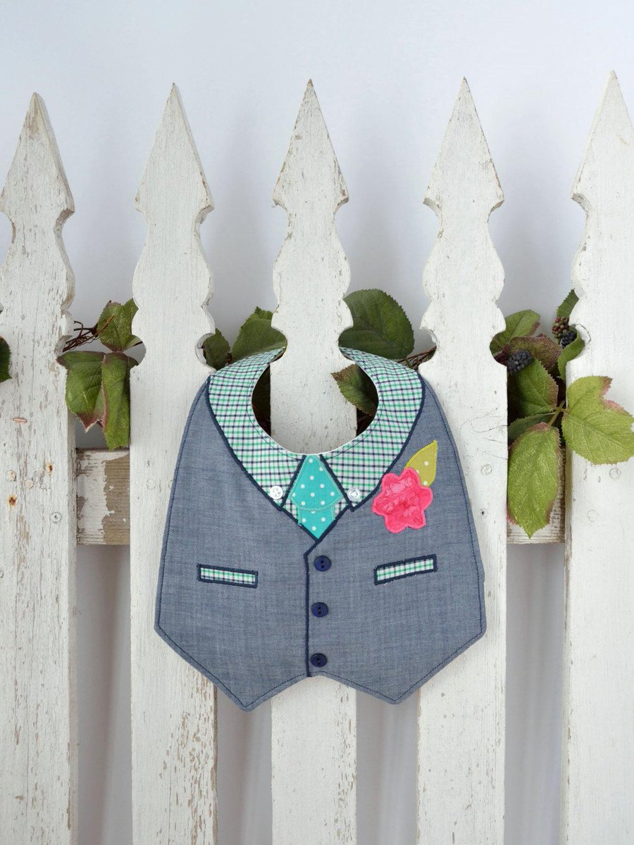 zeppy_shooting's tweet image. Baby Boys Bib, #Shirt and Tie Bib, denim vest with #checked shirt, special #occas, LINK:
zeppy.io/product/us/3/2…